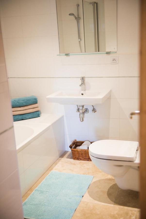 'Petite Ferme Les Bouts' Apt, sleeps 6, Nr Morzine La Cote d'Arbroz Extérieur photo